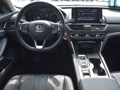 Used 2022 Honda Accord Touring image 19