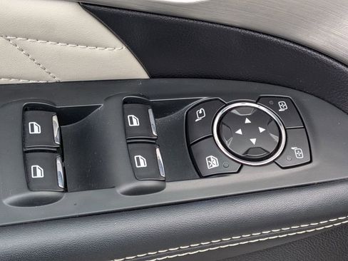 Used 2016 Ford Explorer Platinum AWD/4WD image 15