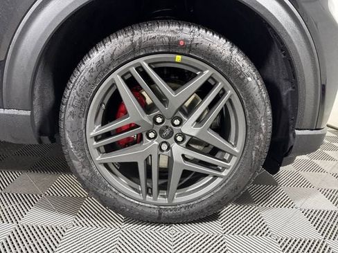 New 2026 Ford Explorer ST-Line w/ ST-Line Street Pack image 11