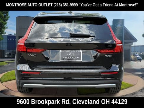 New 2026 Volvo V60 B5 Cross Country Plus w/ Protection Package Premier AWD/4WD image 4