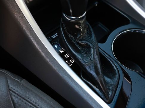 Used 2013 Hyundai Sonata Limited w/ Premium Pkg FWD image 40