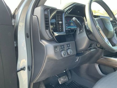 Used 2023 Chevrolet Silverado 1500 RST image 29