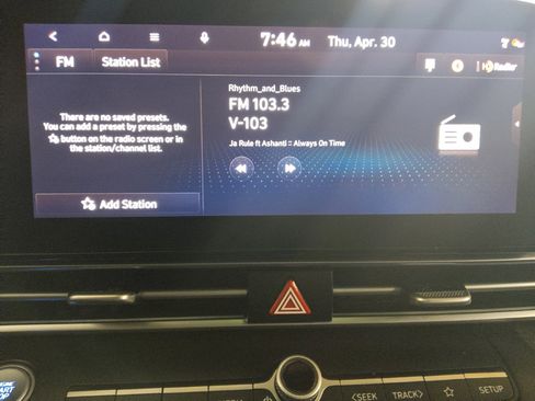 Used 2023 Hyundai Elantra Limited FWD image 25