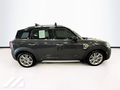Used 2019 MINI Cooper Countryman SE image 4