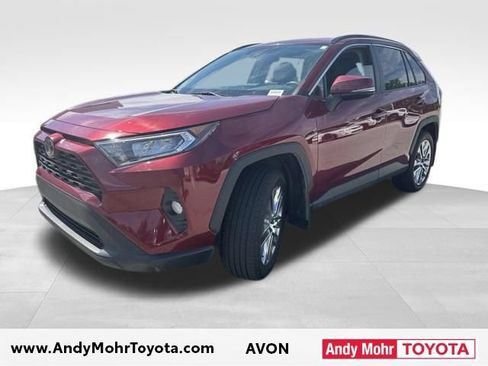 Used 2021 Toyota RAV4 XLE Premium AWD/4WD image 4