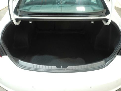 Used 2024 Chevrolet Malibu LT FWD image 6