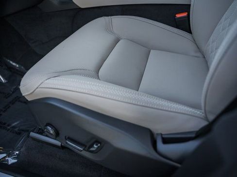 New 2026 Volvo XC90 B6 Plus image 36