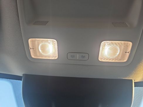 New 2025 Ford Maverick XLT w/ XLT Luxury Package image 24