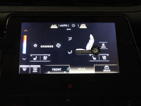 New 2025 INFINITI QX80 Luxe image 32