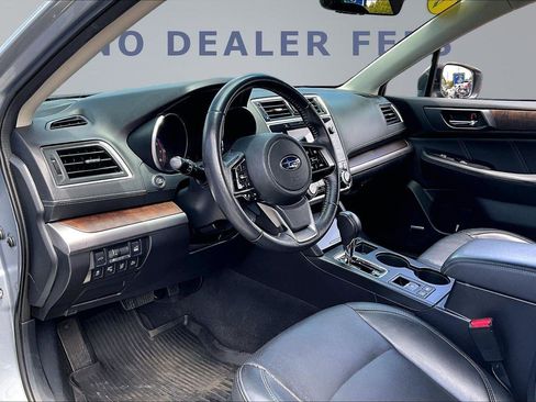 Used 2019 Subaru Outback 2.5i Limited AWD/4WD image 17