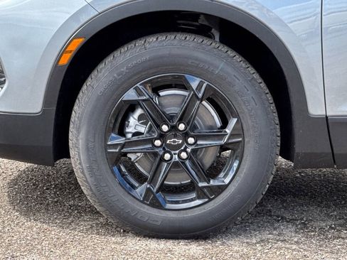 New 2026 Chevrolet Blazer LT w/ Midnight/Sport Edition FWD image 25