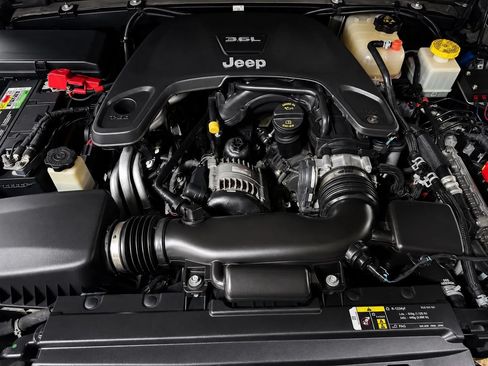 Used 2020 Jeep Gladiator Rubicon AWD/4WD image 28