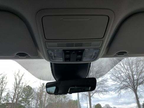 New 2026 Honda Odyssey Touring image 15