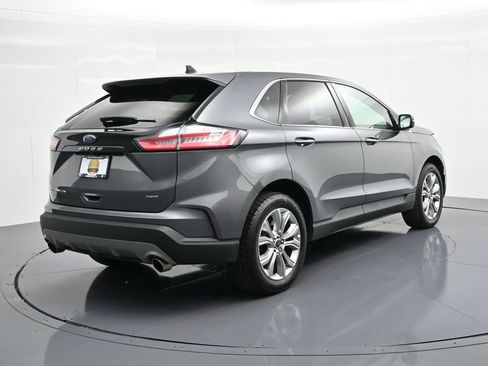 Used 2024 Ford Edge Titanium image 6