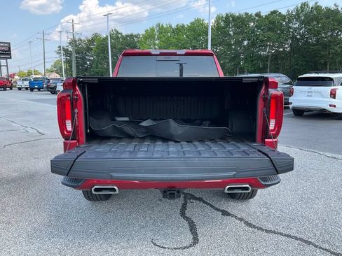 Used 2023 GMC Sierra 1500 AT4 w/ AT4 Premium Package AWD/4WD image 18