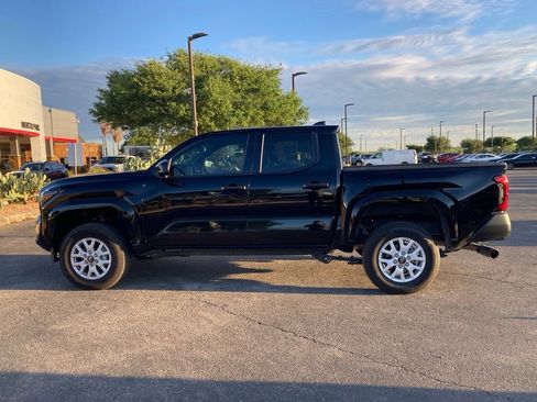 Certified 2026 Toyota Tacoma SR AWD/4WD image 6