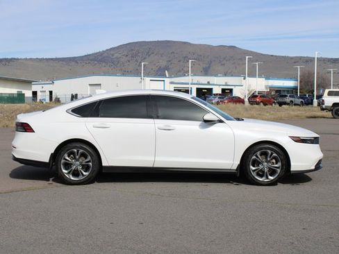 Used 2024 Honda Accord EX image 7