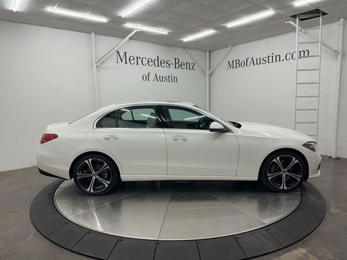 Used 2025 Mercedes-Benz C 300 Sedan image 8