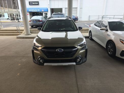 Used 2025 Subaru Outback Limited XT image 8