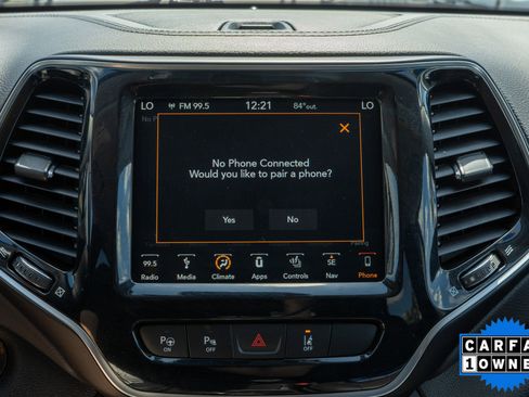 Used 2019 Jeep Cherokee Limited w/ Technology Group image 16