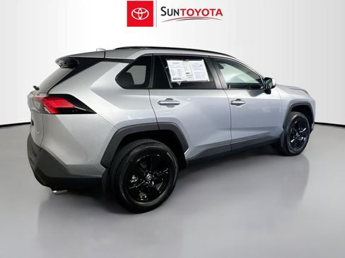 Used 2025 Toyota RAV4 XLE FWD image 4