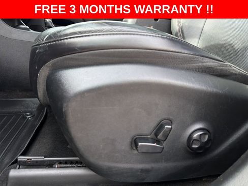 Used 2019 Jeep Cherokee Trailhawk AWD/4WD image 13