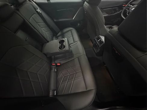 Used 2026 BMW 530i RWD image 23