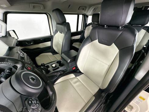 Used 2024 INEOS Grenadier Station Wagon AWD/4WD image 36