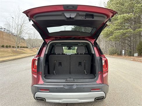 Used 2020 GMC Acadia SLT w/ Premium Package image 22