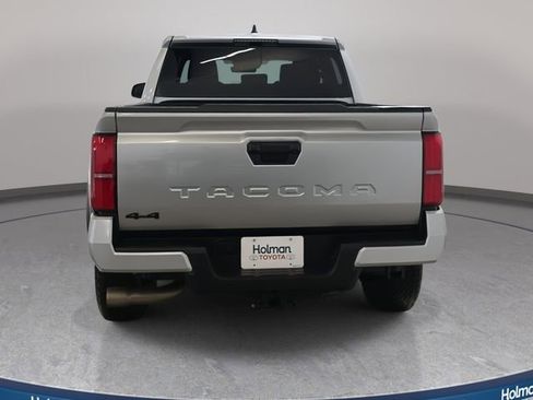 Certified 2024 Toyota Tacoma TRD Off-Road image 6