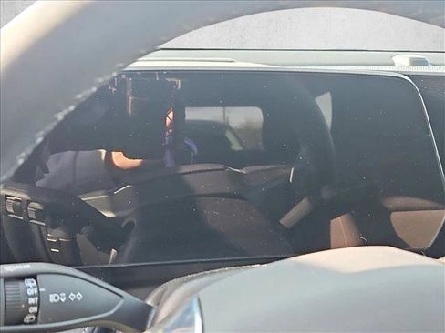 Used 2025 Chevrolet Equinox LT image 8