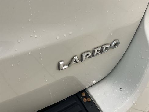 Used 2014 Jeep Grand Cherokee Laredo w/ Quick Order Package 23E image 18