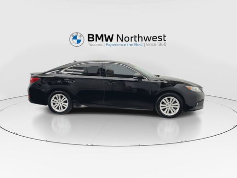 Used 2014 Lexus ES 350 w/ Premium Package FWD image 5