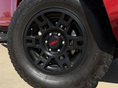 Used 2023 Toyota 4Runner SR5 Premium w/ Moonroof Package image 10