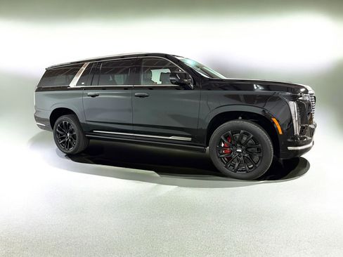 New 2026 Cadillac Escalade ESV Luxury image 6