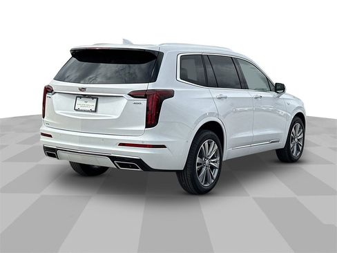 New 2025 Cadillac XT6 Premium Luxury image 7