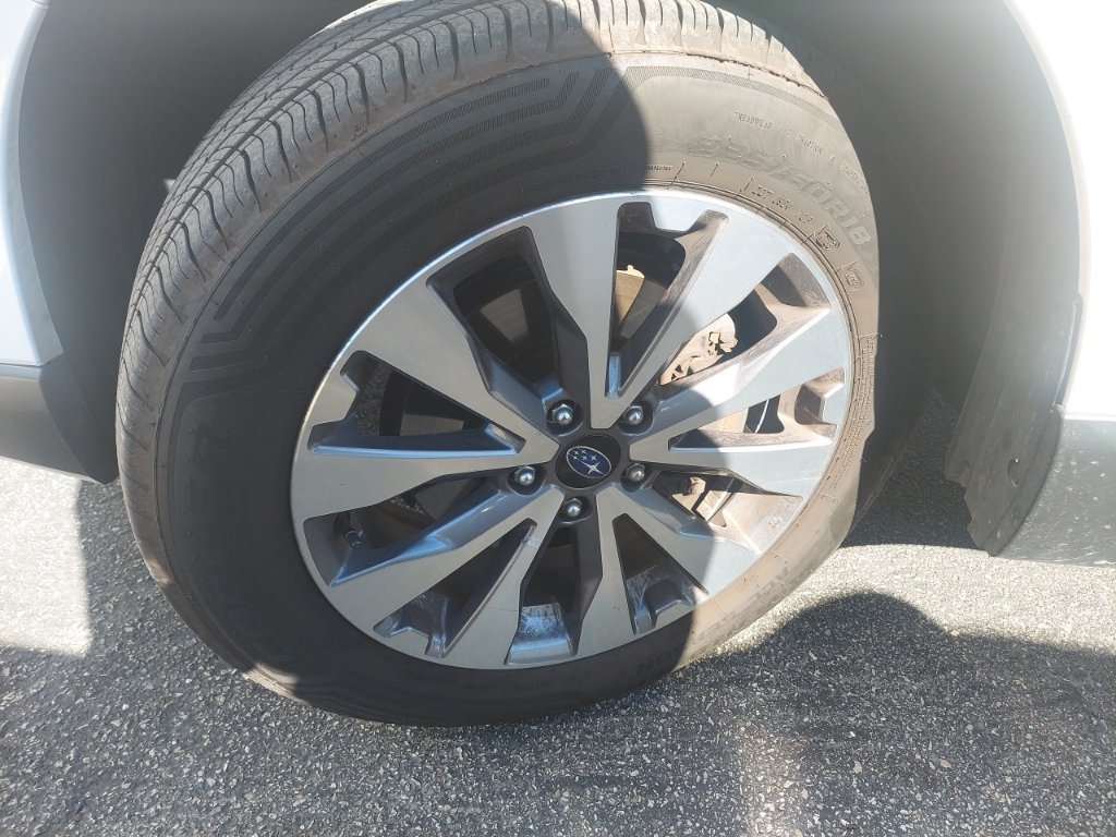 Used 2019 Subaru Outback 2.5i Touring w/ Popular Package #3A AWD/4WD image 3