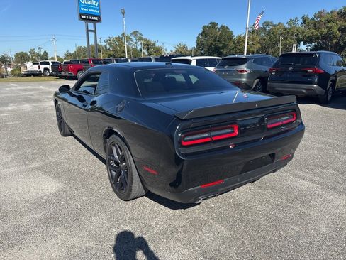 Used 2022 Dodge Challenger GT w/ Blacktop Package image 5