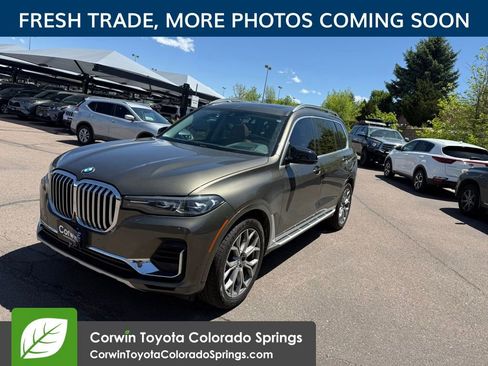 Used 2020 BMW X7 xDrive40i w/ Premium Package AWD/4WD image 3