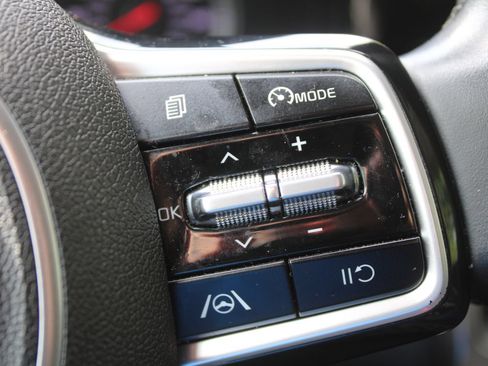 Used 2021 Kia Sorento S w/ Panoramic Sunroof Package FWD image 29