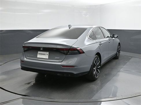 New 2025 Honda Accord Touring image 11