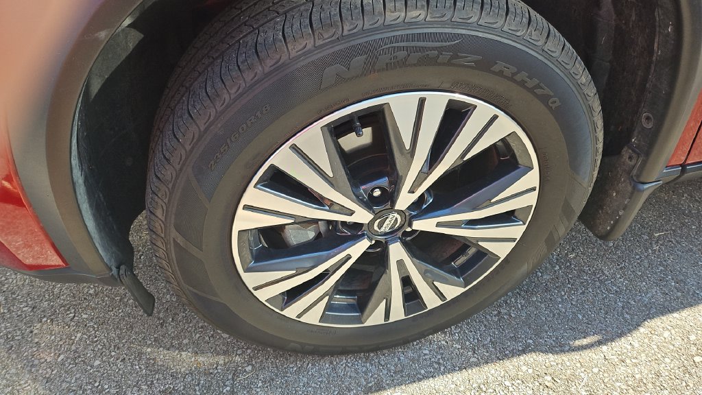 Certified 2021 Nissan Rogue SV FWD image 6