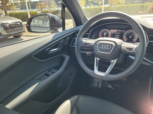 Used 2025 Audi Q7 3.0T Premium Plus w/ Premium Plus Package image 13