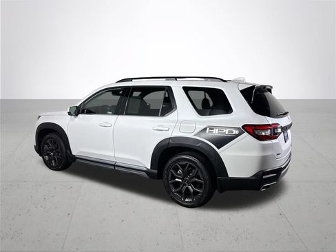 Certified 2023 Honda Pilot Elite image 9