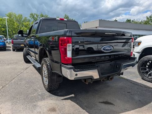 Used 2019 Ford F250 Lariat w/ Lariat Ultimate Package AWD/4WD image 6