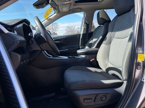 Used 2023 Toyota RAV4 XLE w/ Convenience Package AWD/4WD image 30