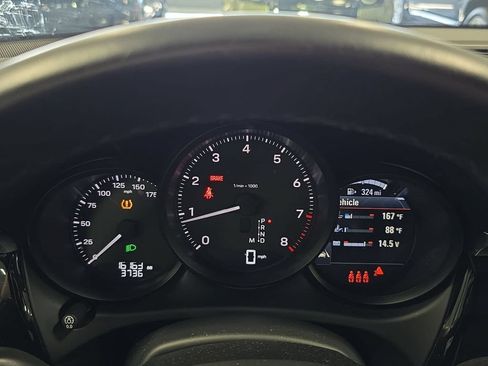 Certified 2023 Porsche Macan AWD/4WD image 6
