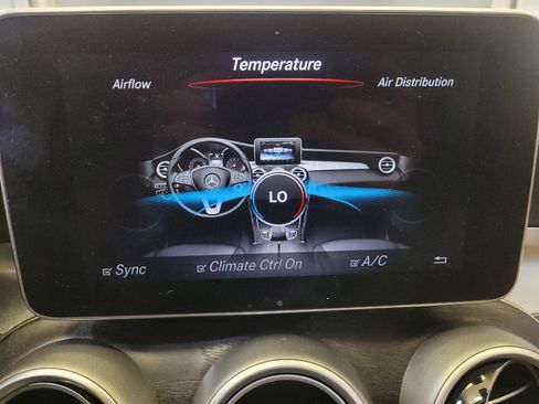 Used 2016 Mercedes-Benz GLC 300 4MATIC image 25