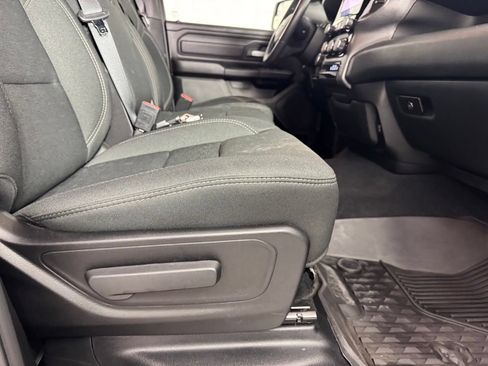 Used 2025 RAM 1500 Warlock AWD/4WD image 31