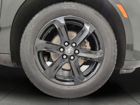 Used 2024 Buick Enclave Essence w/ Sport Touring Edition image 3